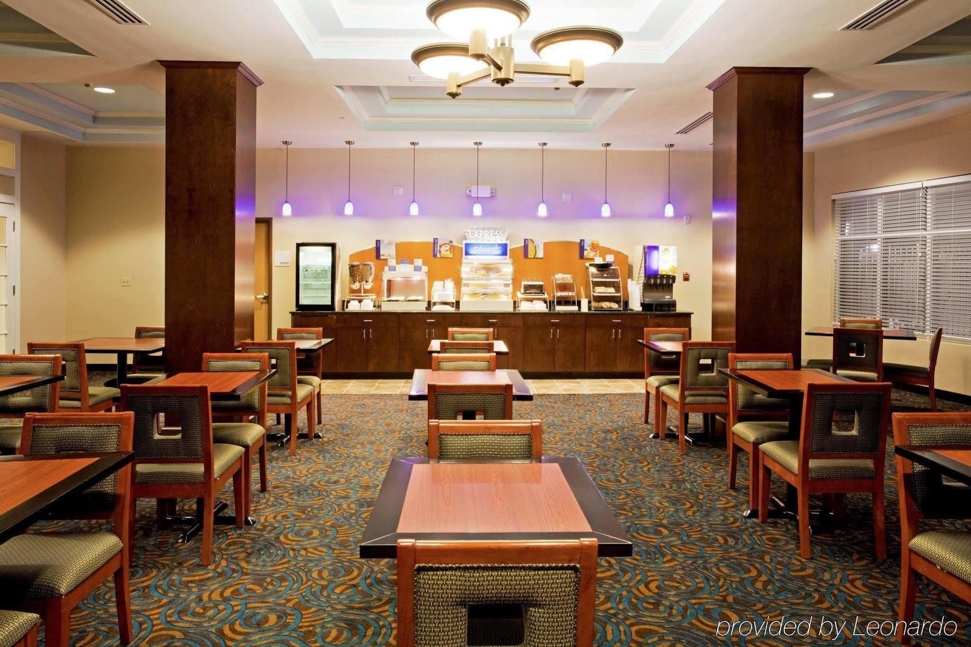 Holiday Inn Express Lake Wales North-Winter Haven By Ihg Waverly Exterior photo