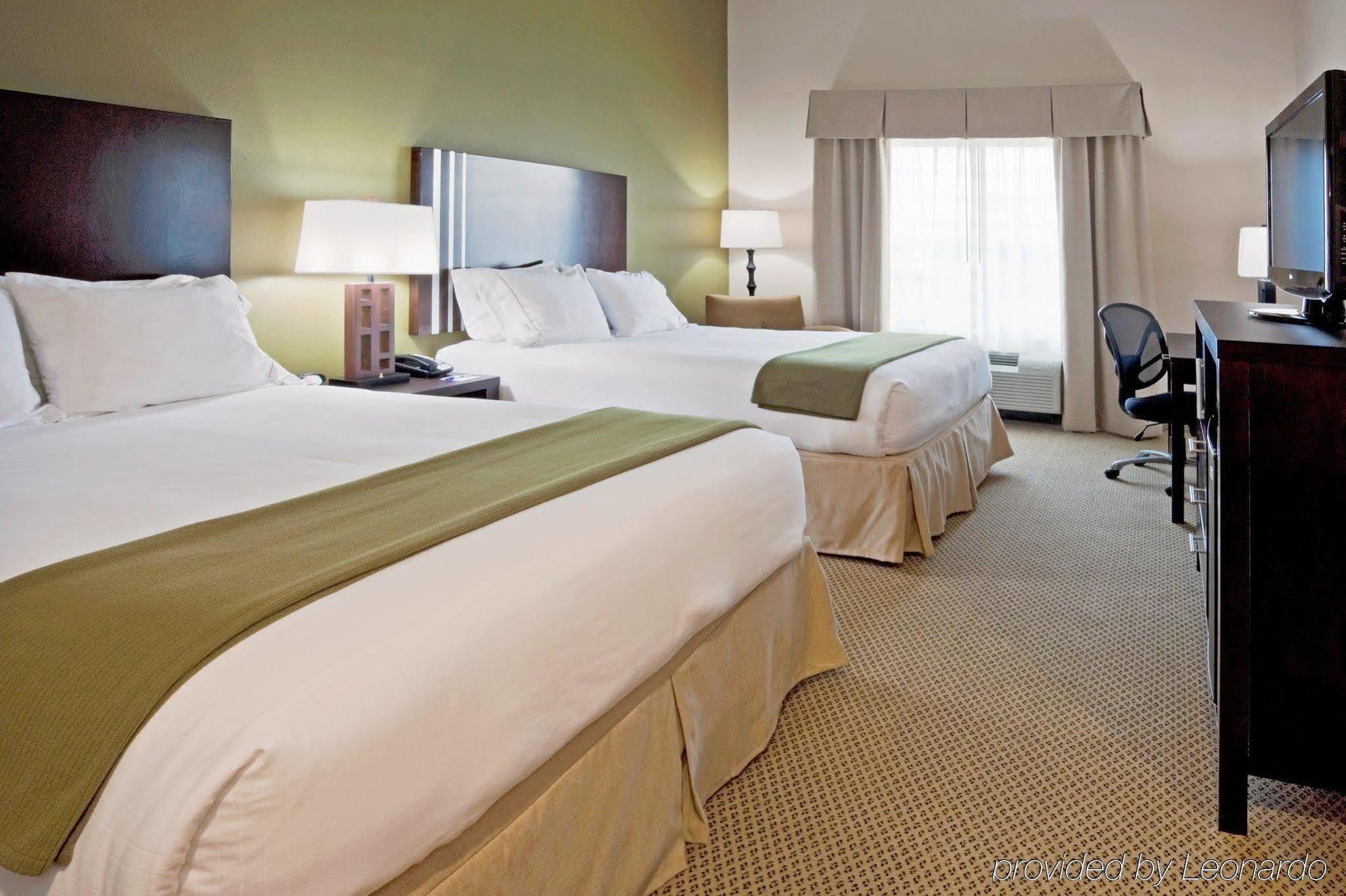 Holiday Inn Express Lake Wales North-Winter Haven By Ihg Waverly Room photo