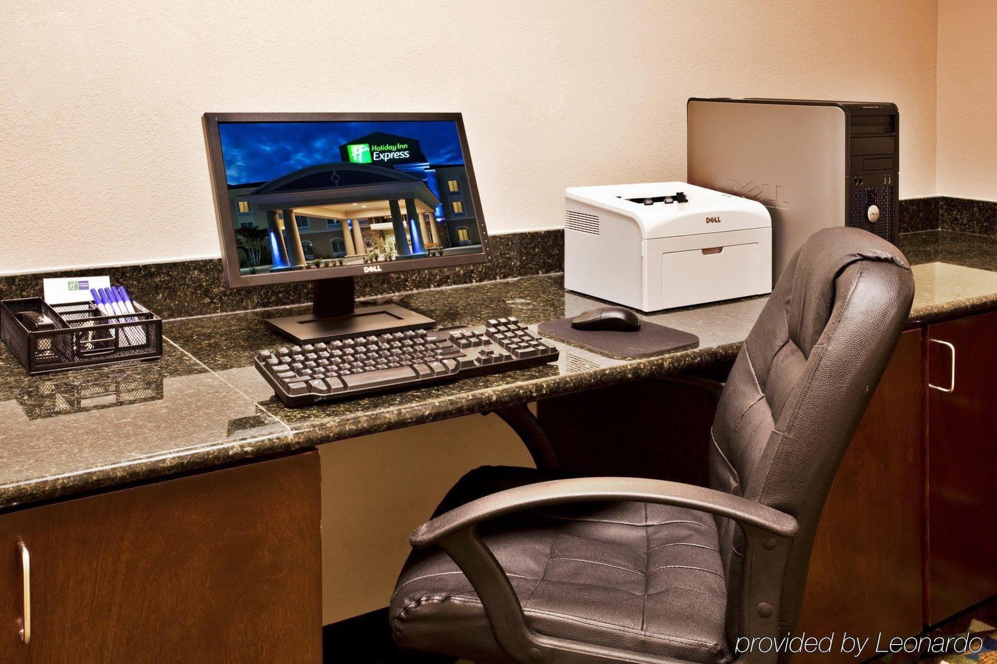 Holiday Inn Express Lake Wales North-Winter Haven By Ihg Waverly Exterior photo